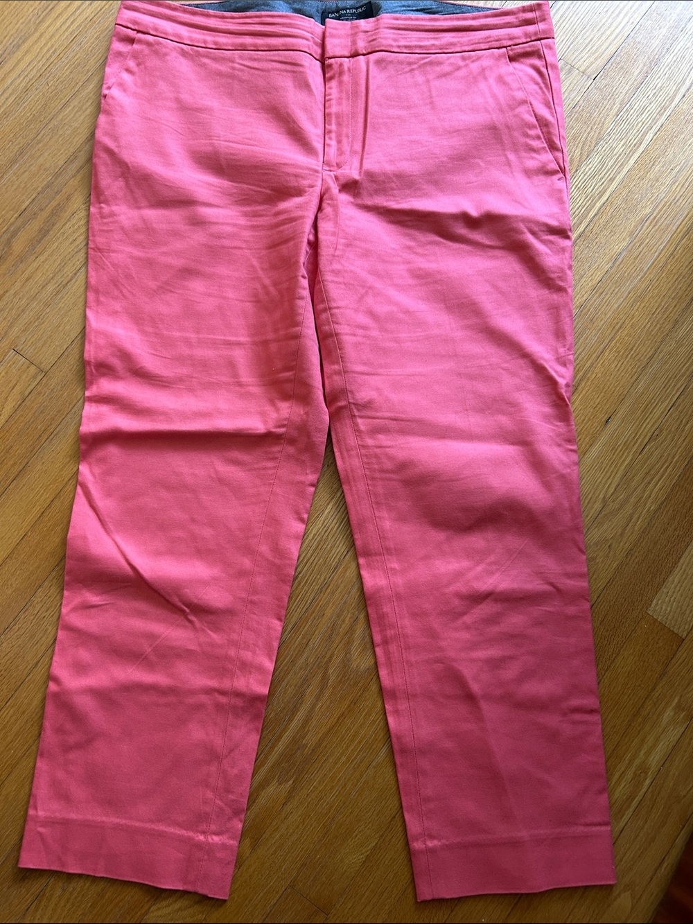 Banana Republic Coral Pink Capris